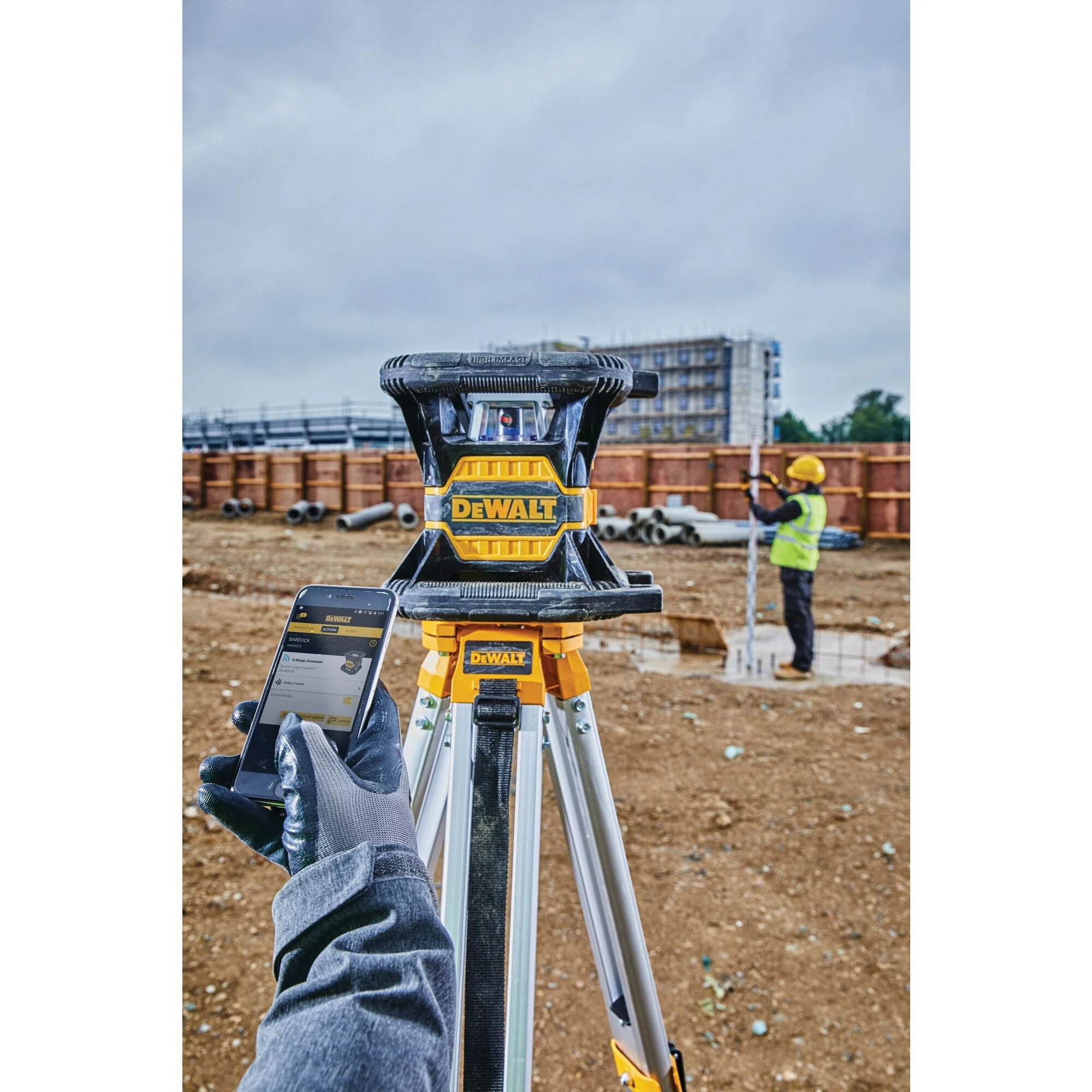 DEWALT 20V Max Laser Level, Green, Bluetooth