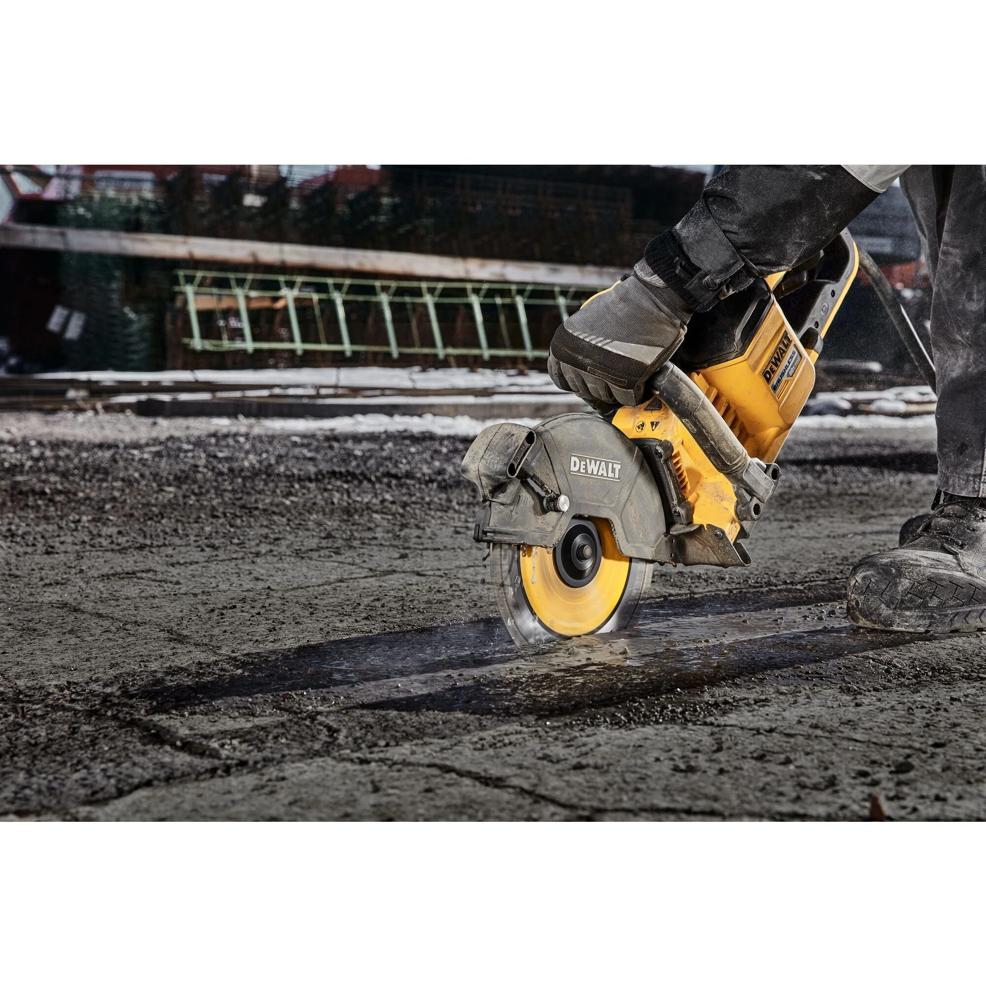 DEWALT 9-Inch Asphalt And Concrete Cutting Saw Blade